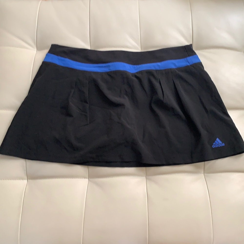 EUC adidas black with blue tennis skirt LG